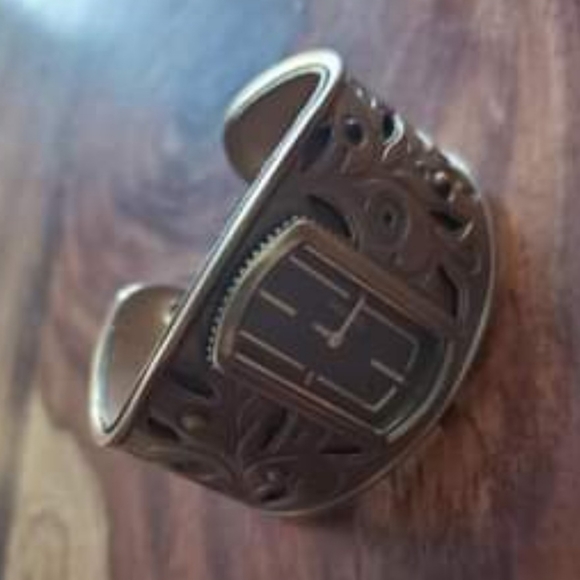 Fossil Watch - Picture 2 of 2